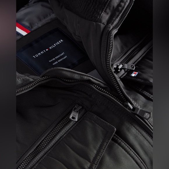 NWT Tommy Hilfiger Men’s Filled Performance Bomber Jacket - Picture 9 of 9